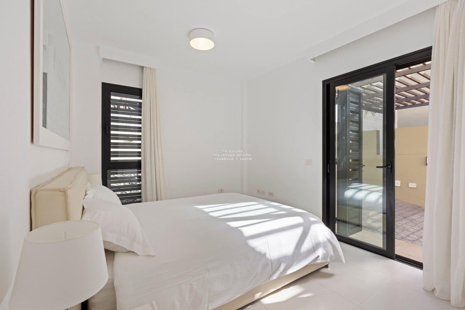 3 chambre Villa/Maison à vendre à Costa Adeje avec garage - 995 000 € (Ref: 9257938)