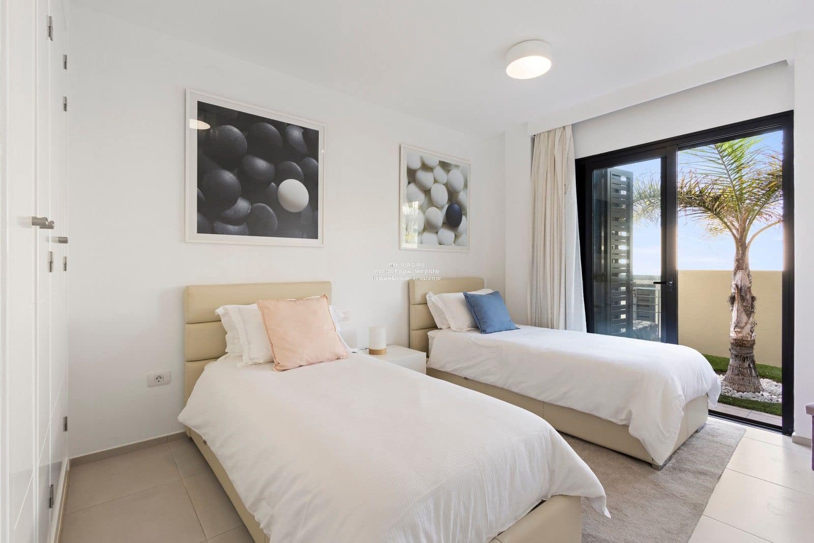 3 chambre Villa/Maison à vendre à Costa Adeje avec garage - 995 000 € (Ref: 9257938)