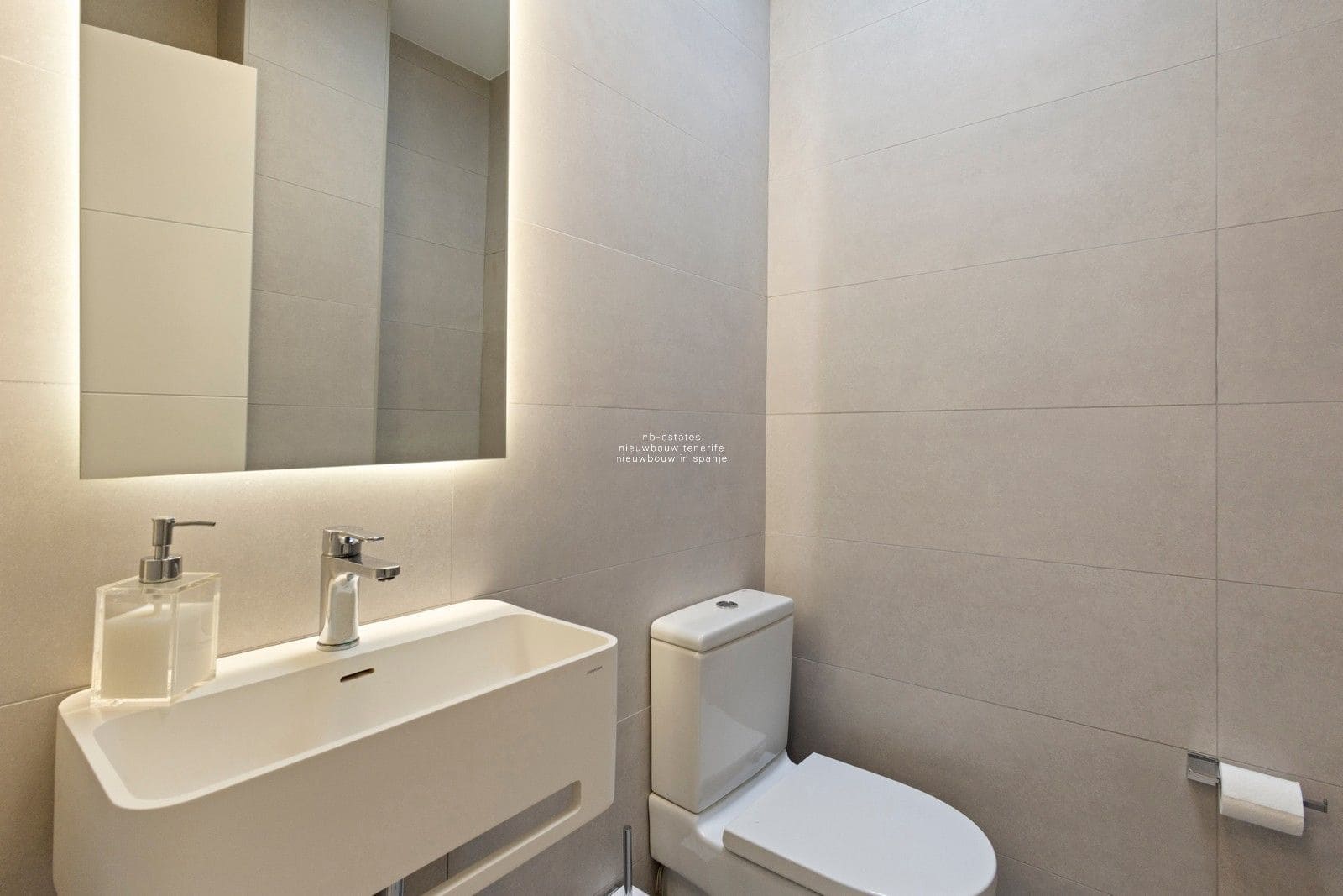 3 chambre Villa/Maison à vendre à Costa Adeje avec garage - 995 000 € (Ref: 9257938)