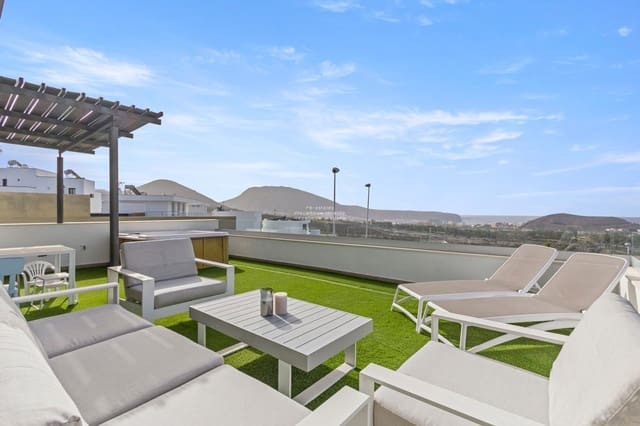 3 makuuhuone Huvila myytävänä paikassa La Caldera, Adeje mukana 
autotalli - 995 000 € (Ref: 9257938)