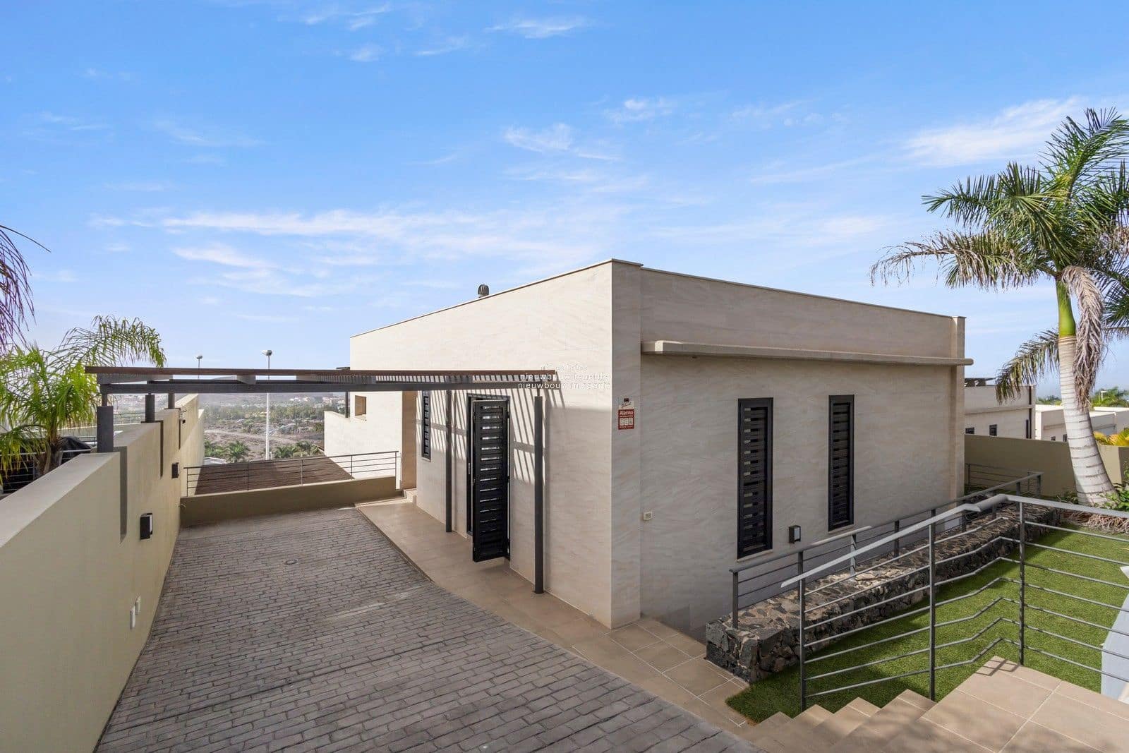 3 chambre Villa/Maison à vendre à Costa Adeje avec garage - 995 000 € (Ref: 9257938)