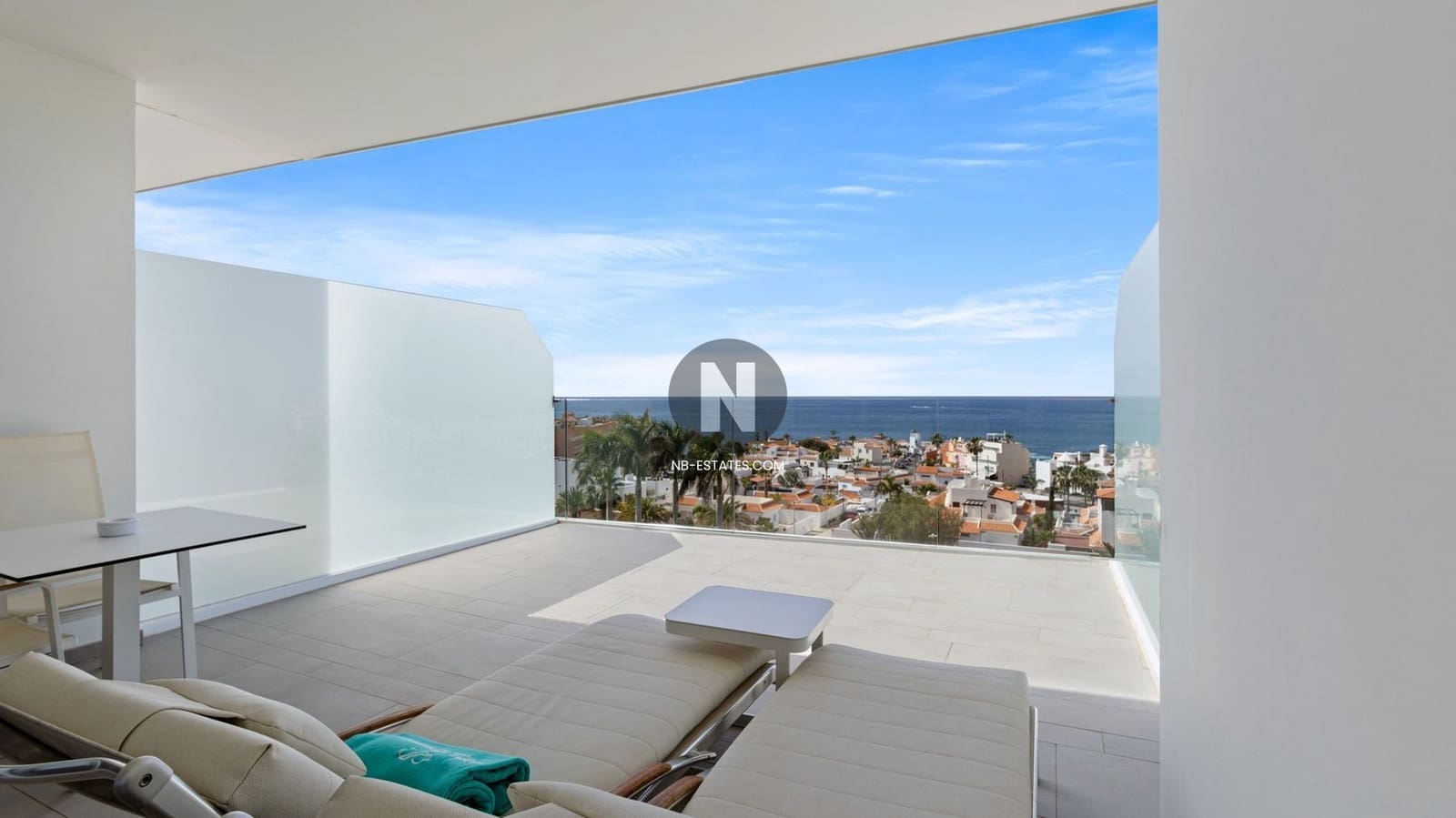 1 bedroom Flat for sale in La Caleta Adeje with pool - € 385,000 (Ref: 9265079)