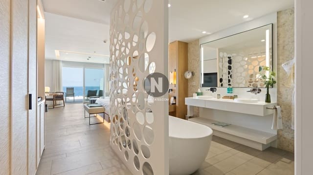 1 soverom Leilighet til salgs i La Caleta Adeje, Adeje med svømmebasseng - € 385 000 (Ref: 9265079)