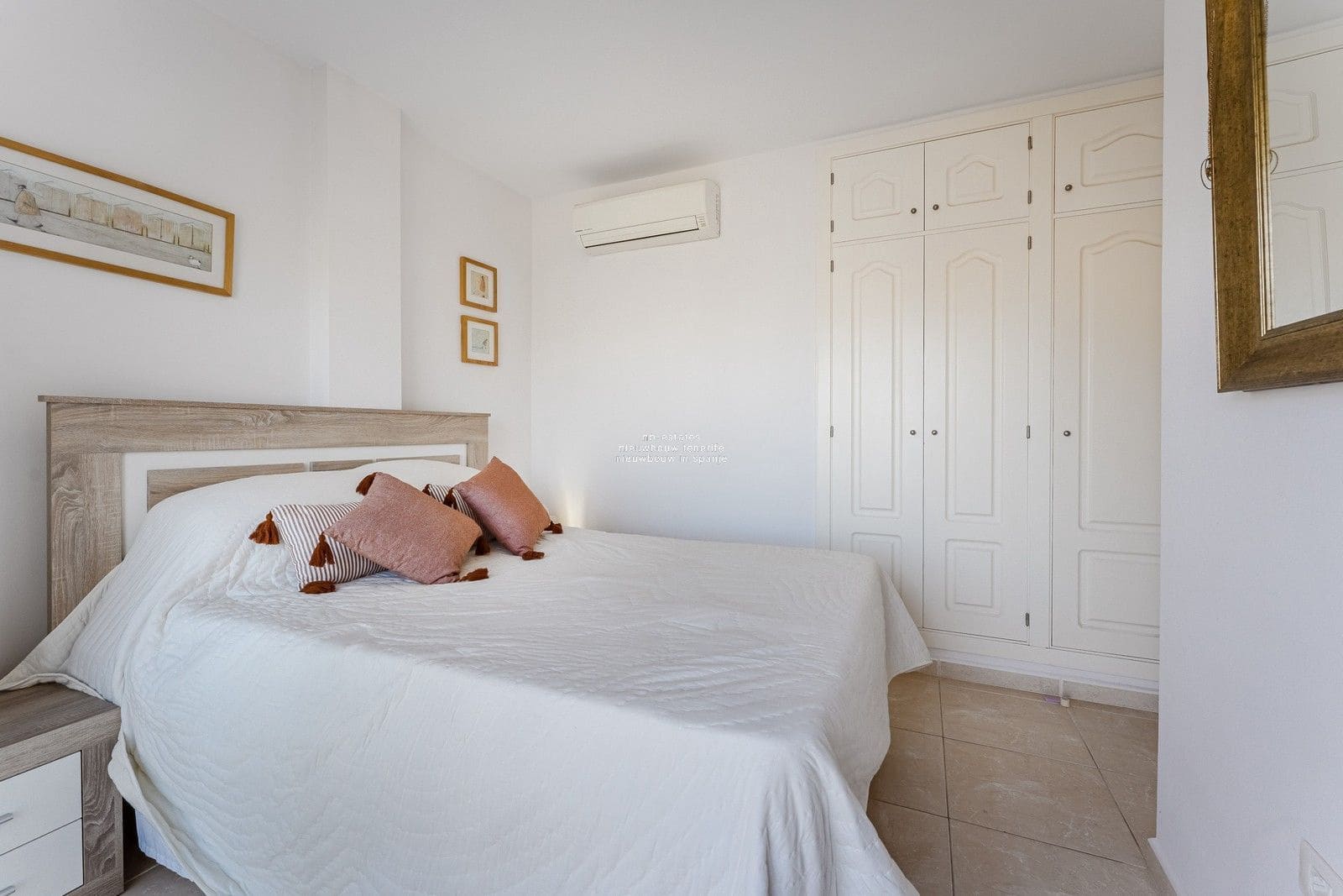 3 makuuhuone Huvila myytävänä paikassa Palm-Mar mukana uima-altaan 
autotalli - 499 000 € (Ref: 9279828)