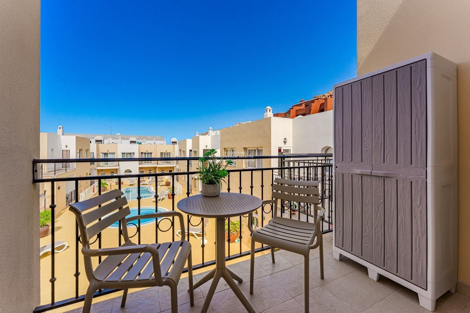 3 makuuhuone Huvila myytävänä paikassa Palm-Mar mukana uima-altaan 
autotalli - 499 000 € (Ref: 9279828)