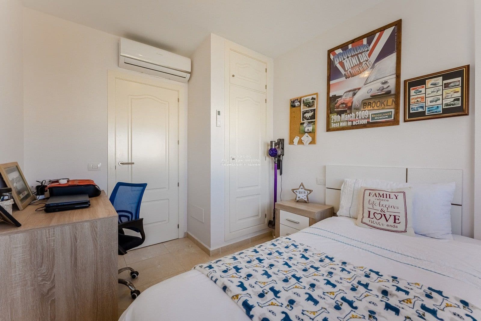 3 makuuhuone Huvila myytävänä paikassa Palm-Mar mukana uima-altaan 
autotalli - 499 000 € (Ref: 9279828)