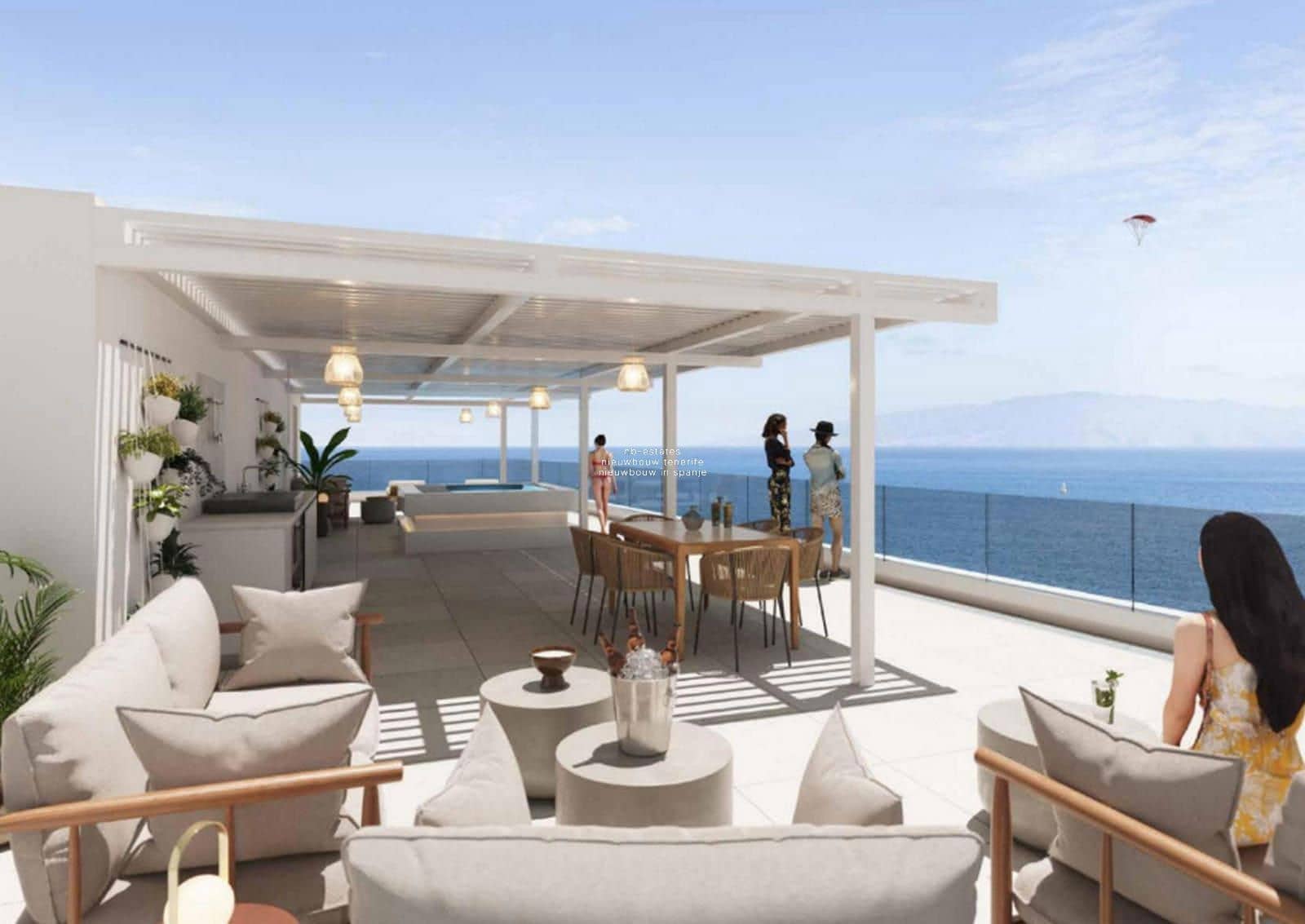 2 makuuhuone Asunto myytävänä paikassa Adeje mukana uima-altaan 
autotalli - 629 000 € (Ref: 9283117)