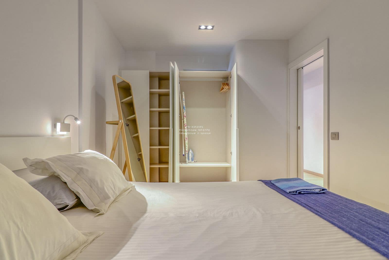 1 quarto Apartamento para venda em Adeje com piscina - 295 000 € (Ref: 9319913)