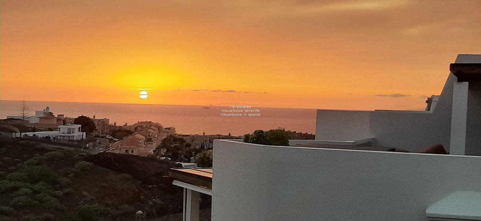 3 slaapkamer Penthouse te koop in Palm-Mar met zwembad garage - € 829.000 (Ref: 9325709)