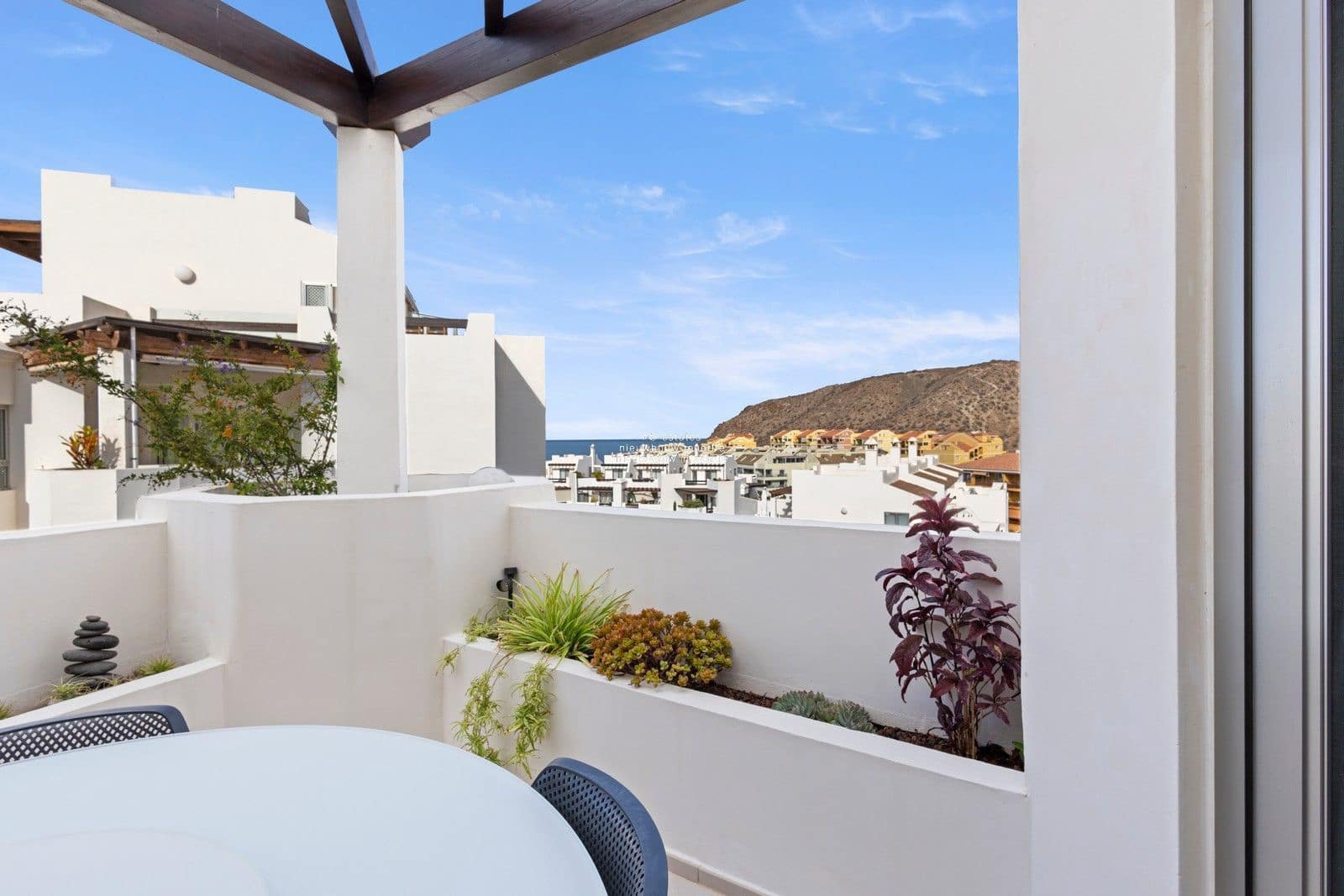 3 slaapkamer Penthouse te koop in Palm-Mar met zwembad garage - € 829.000 (Ref: 9325709)