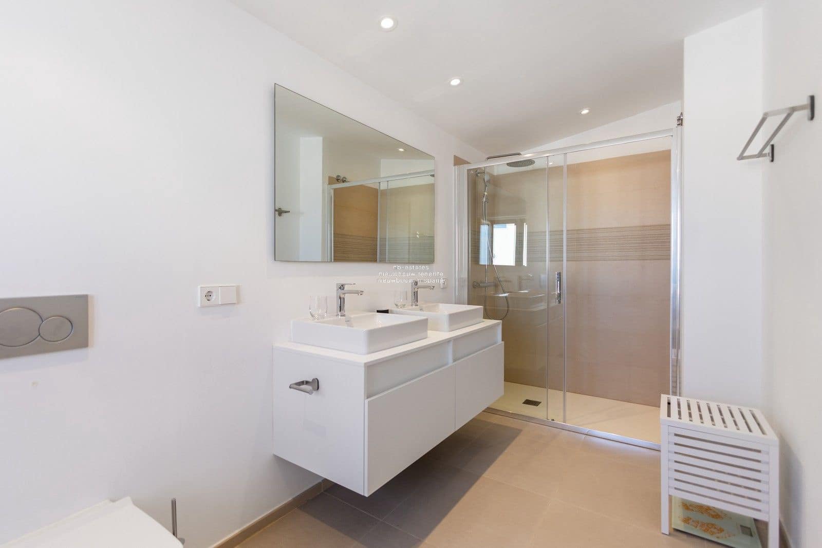 3 slaapkamer Penthouse te koop in Palm-Mar met zwembad garage - € 829.000 (Ref: 9325709)