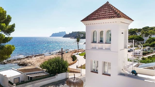 5 soveværelse Villa til salg i Moraira, Teulada-Moraira med swimmingpool garage - € 1.990.000 (Ref: 9354050)