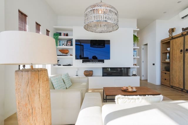 5 soveværelse Villa til salg i Moraira, Teulada-Moraira med swimmingpool garage - € 1.990.000 (Ref: 9354050)