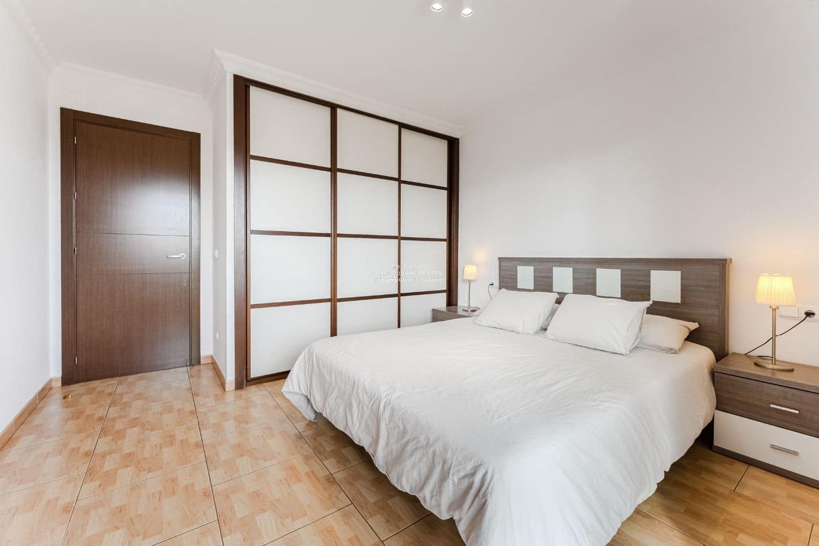 Piso de 2 habitaciones en Palm-Mar en venta con garaje - 359.000 € (Ref: 9402707)