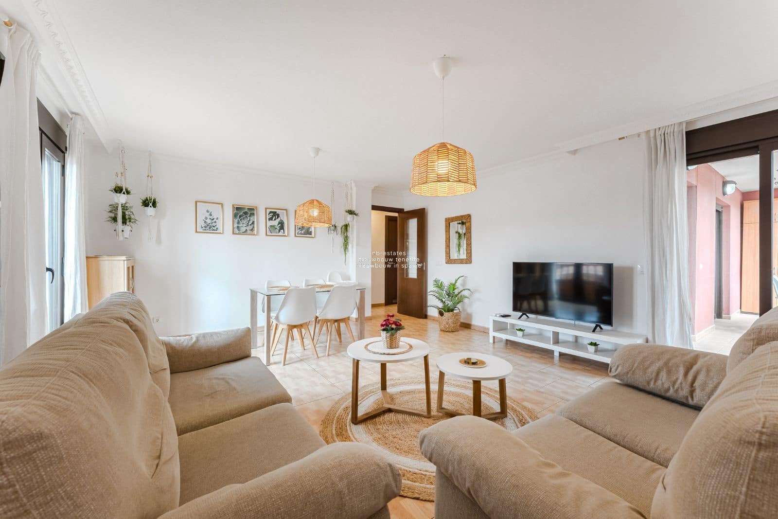 Piso de 2 habitaciones en Palm-Mar en venta con garaje - 359.000 € (Ref: 9402707)