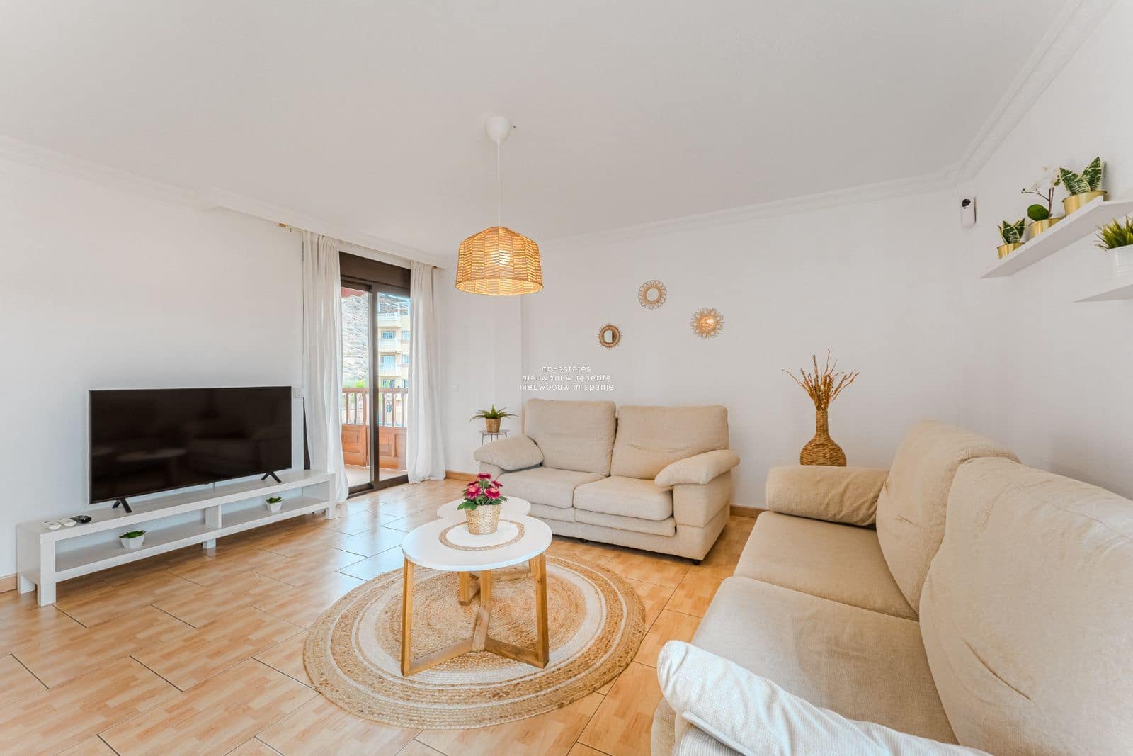 Piso de 2 habitaciones en Palm-Mar en venta con garaje - 359.000 € (Ref: 9402707)