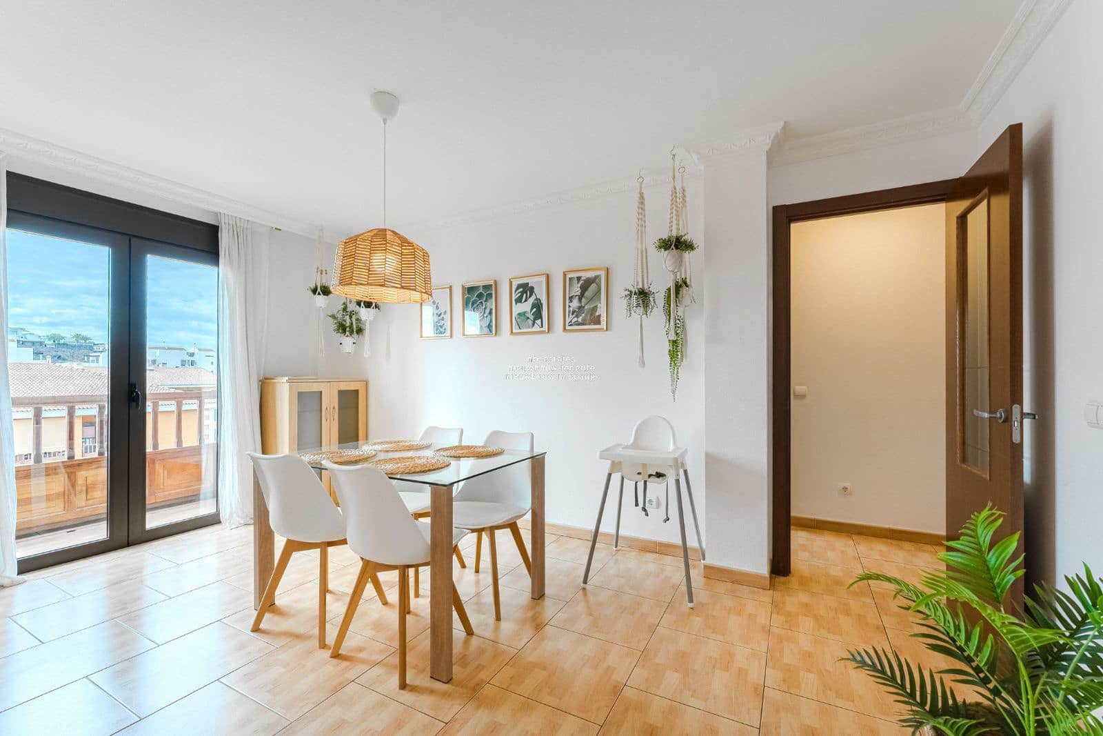 Piso de 2 habitaciones en Palm-Mar en venta con garaje - 359.000 € (Ref: 9402707)