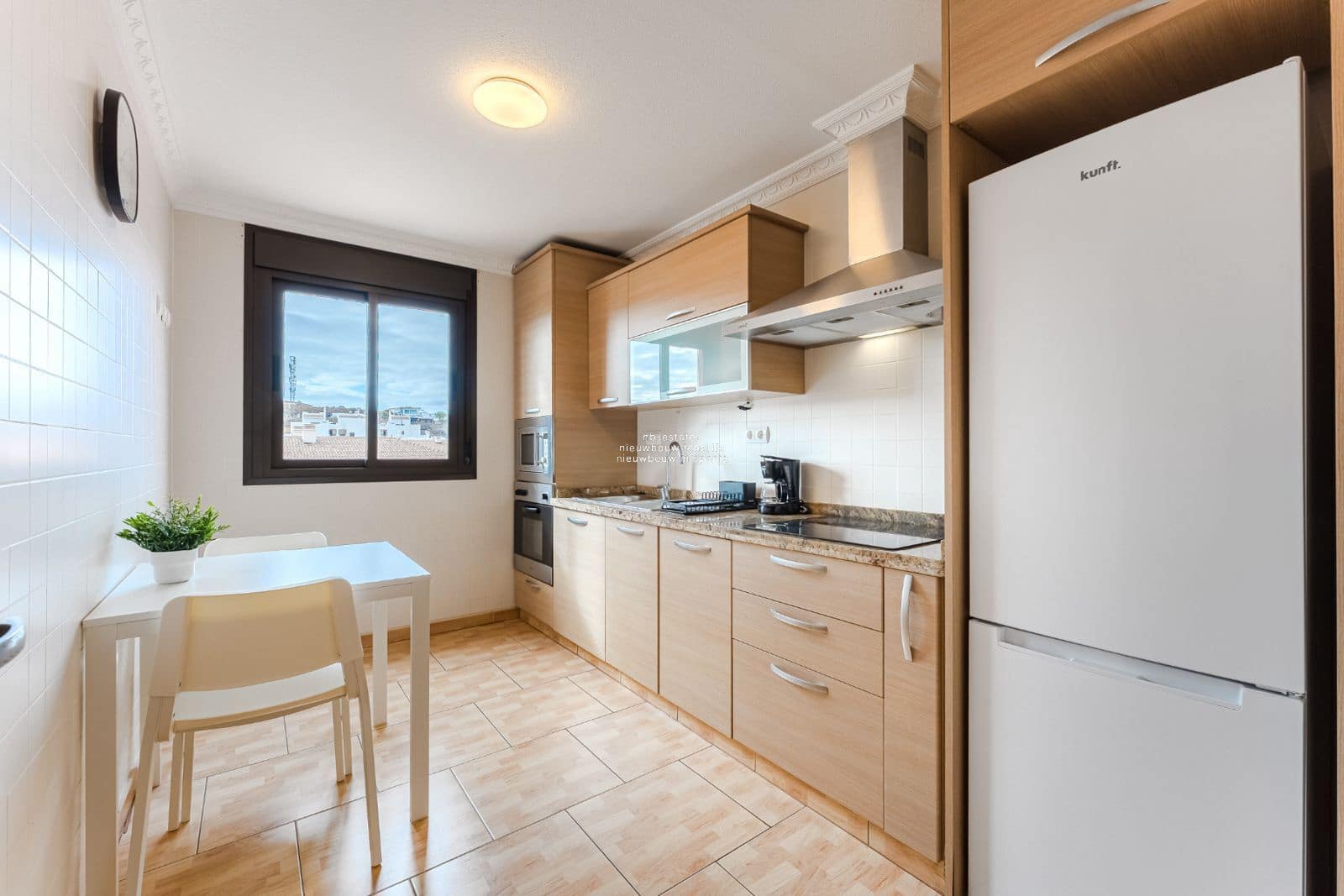 Piso de 2 habitaciones en Palm-Mar en venta con garaje - 359.000 € (Ref: 9402707)