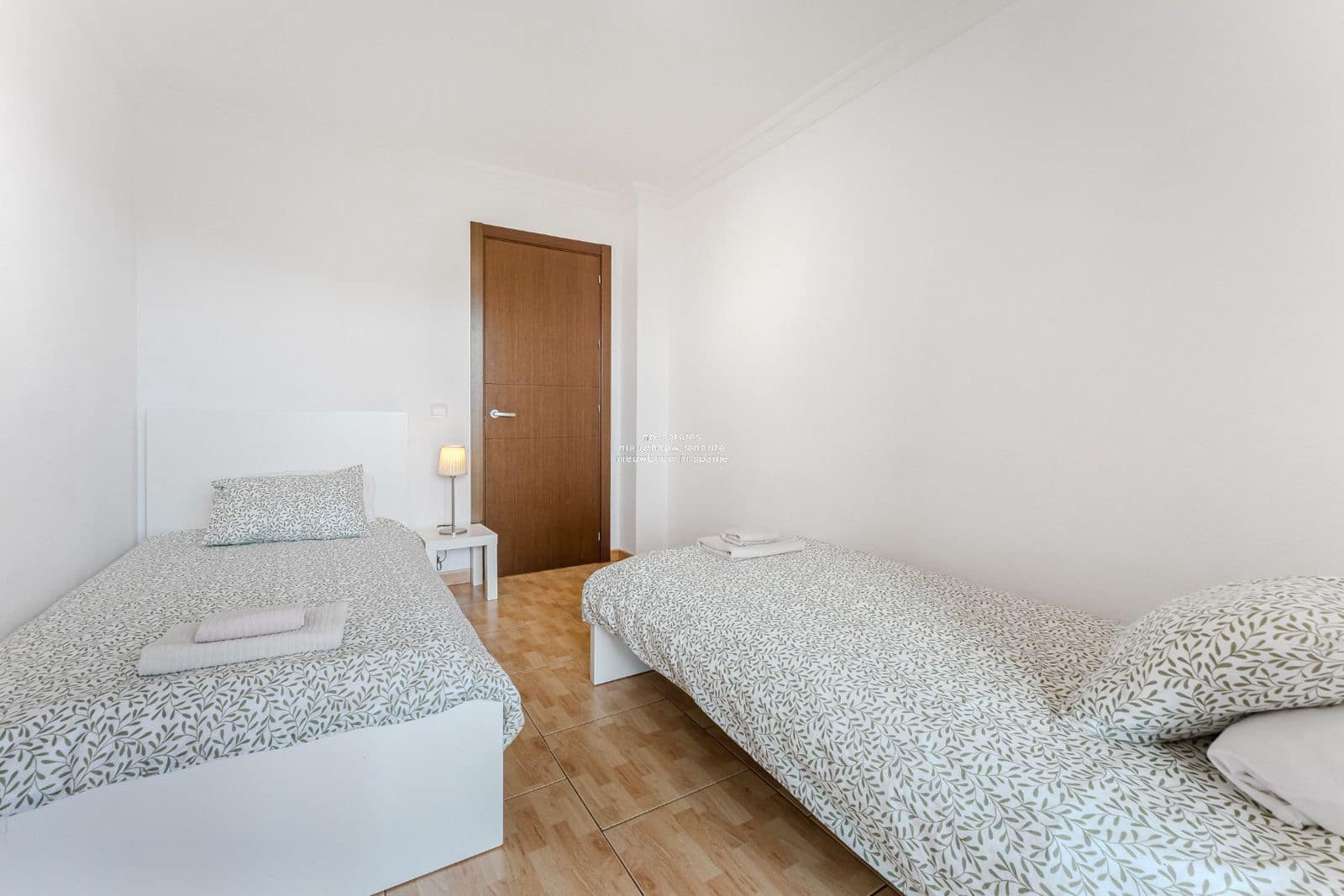 Piso de 2 habitaciones en Palm-Mar en venta con garaje - 359.000 € (Ref: 9402707)