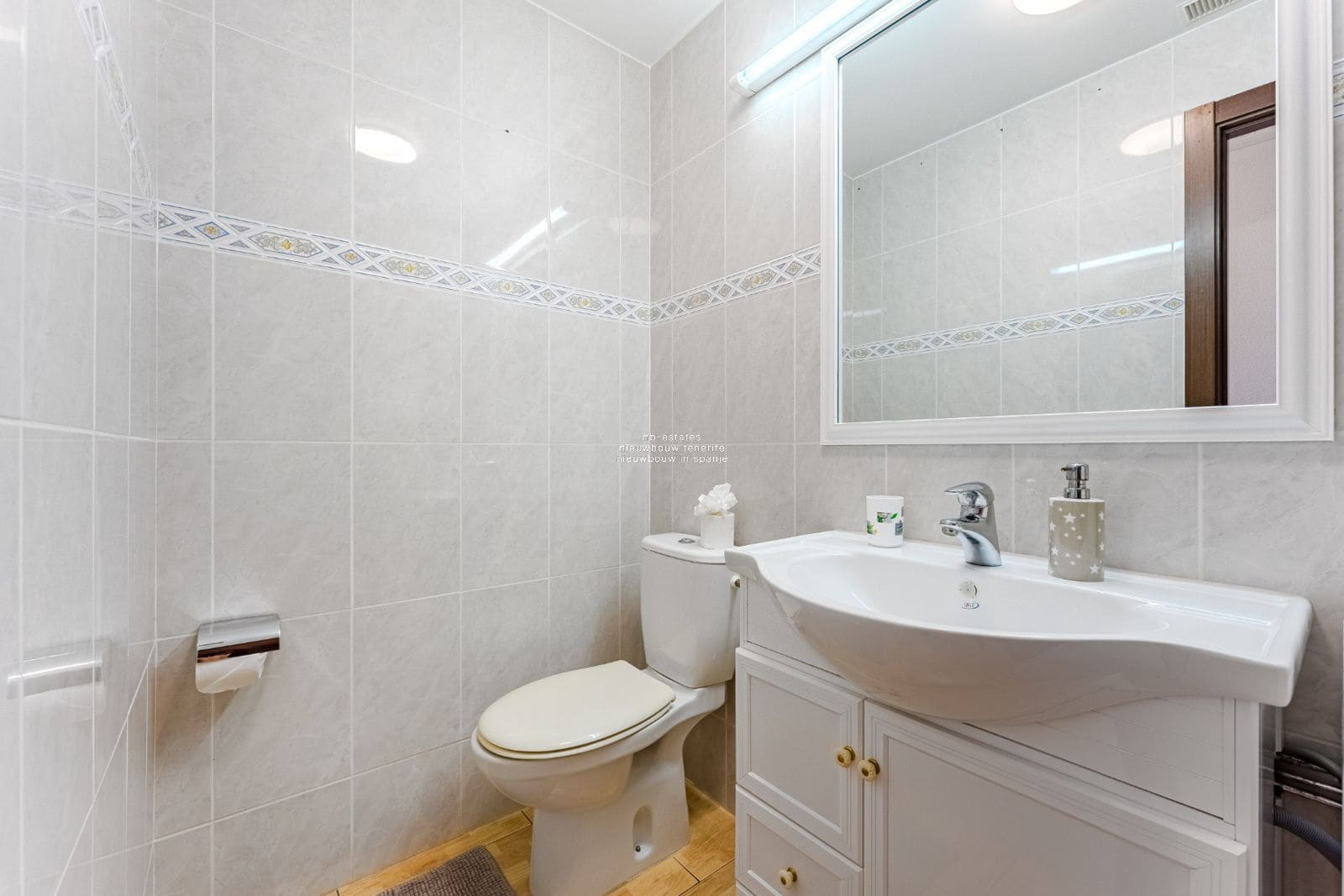 Piso de 2 habitaciones en Palm-Mar en venta con garaje - 359.000 € (Ref: 9402707)