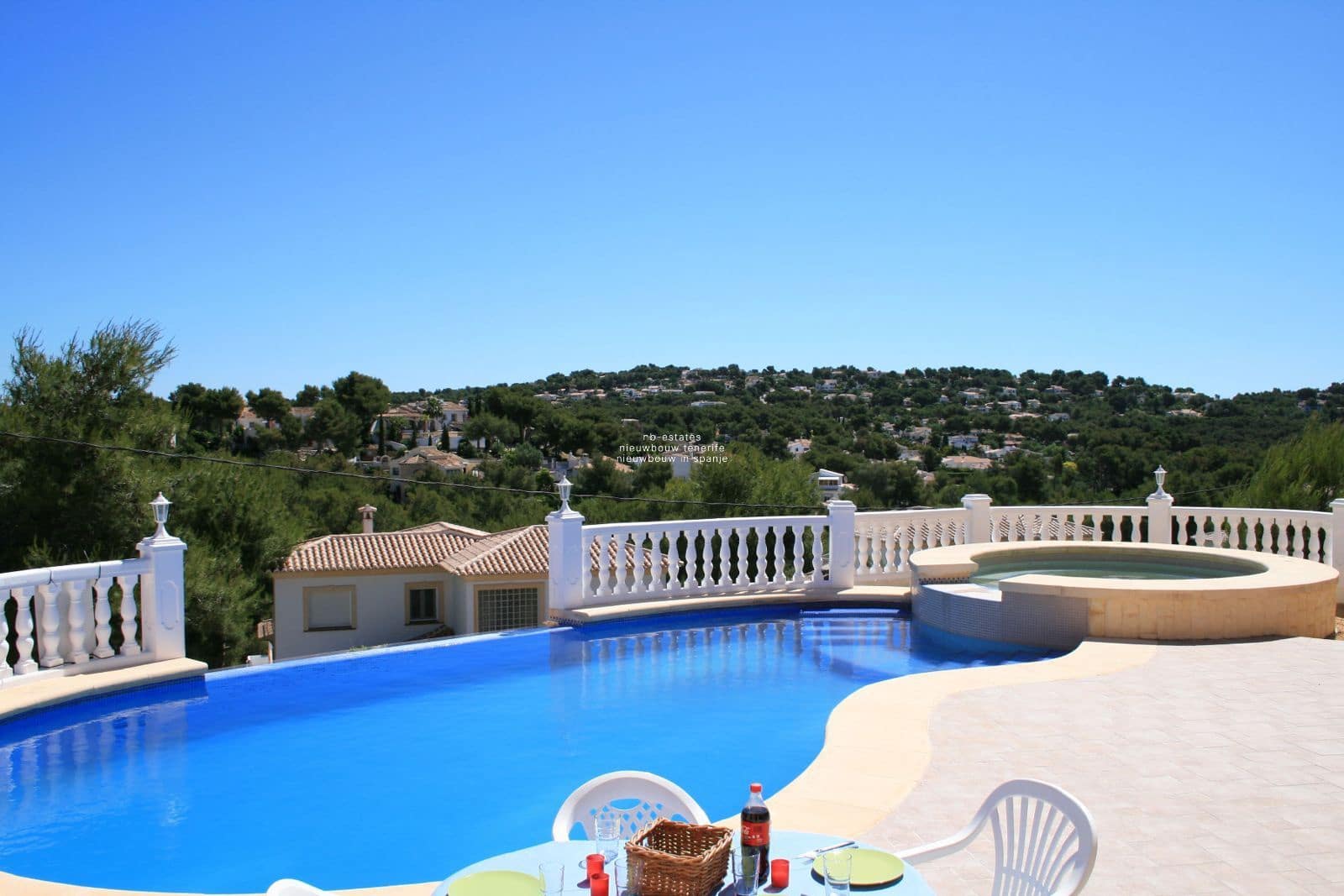 3 bedroom Villa for sale in Javea / Xabia with pool - € 595,000 (Ref: 9414303)