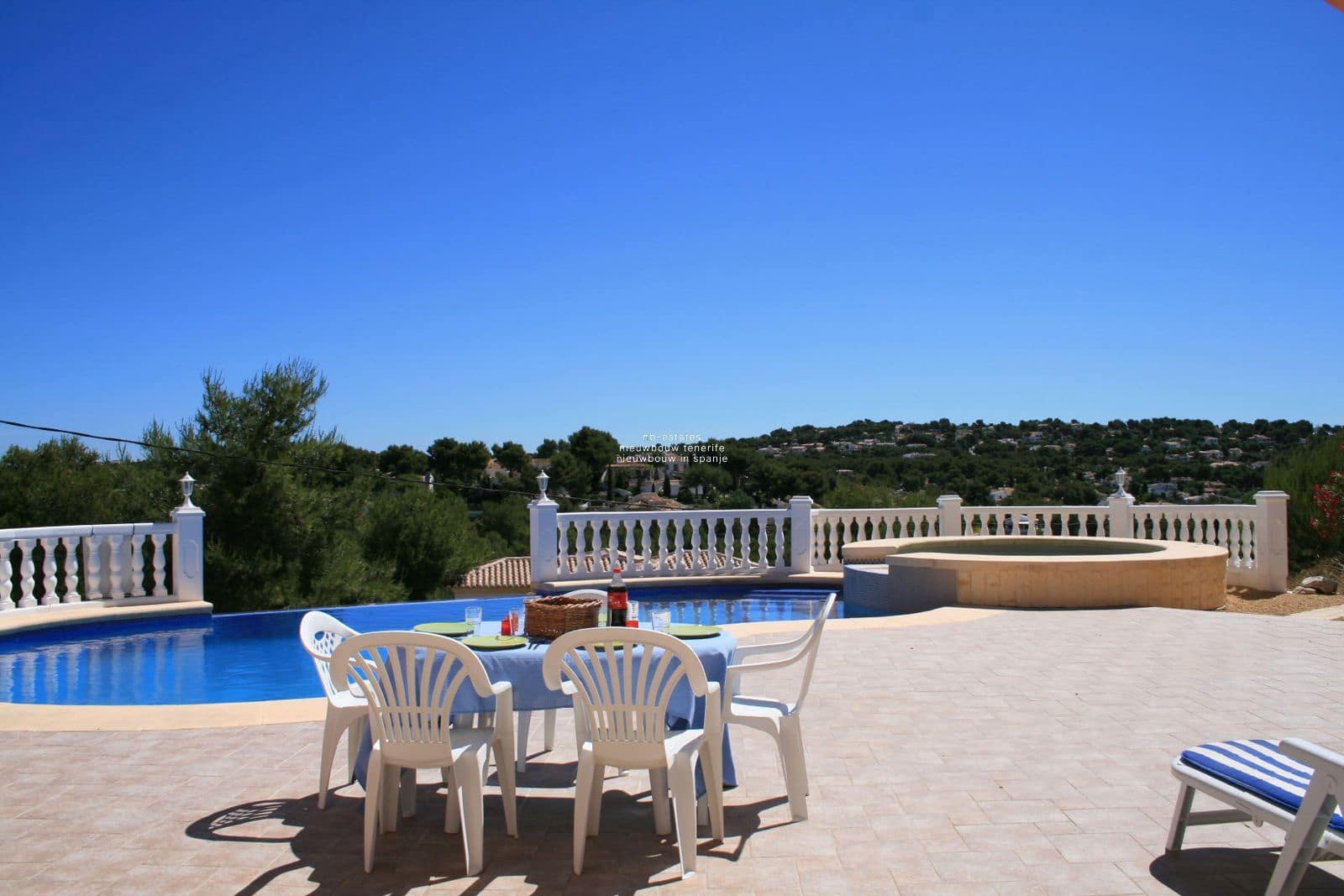 3 bedroom Villa for sale in Javea / Xabia with pool - € 595,000 (Ref: 9414303)