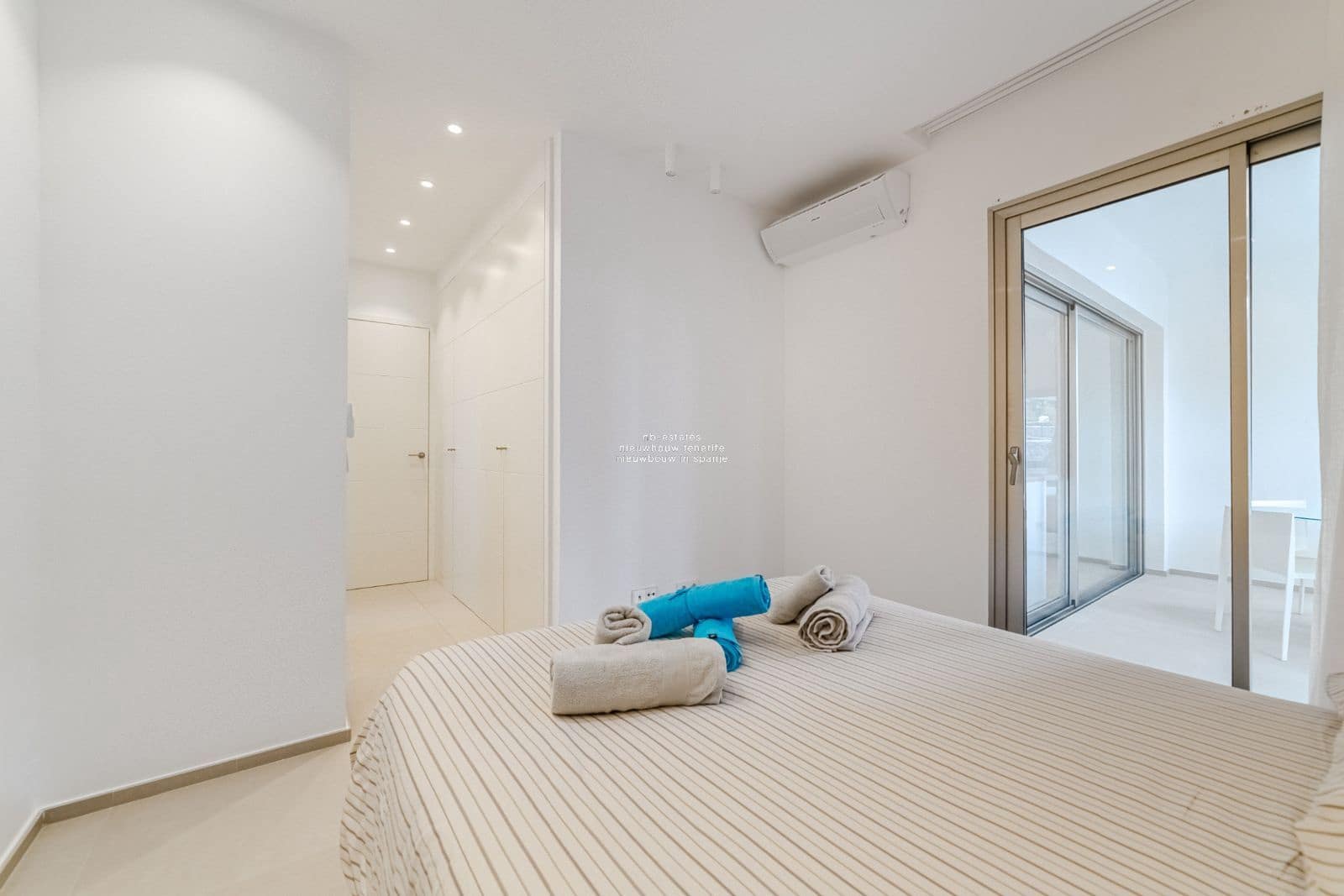 2 makuuhuone Asunto myytävänä paikassa Palm-Mar mukana uima-altaan 
autotalli - 595 000 € (Ref: 9428758)