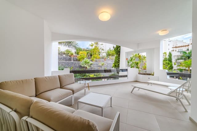 2 slaapkamer Flat te koop in Palm-Mar, Arona met zwembad garage - € 595.000 (Ref: 9428758)