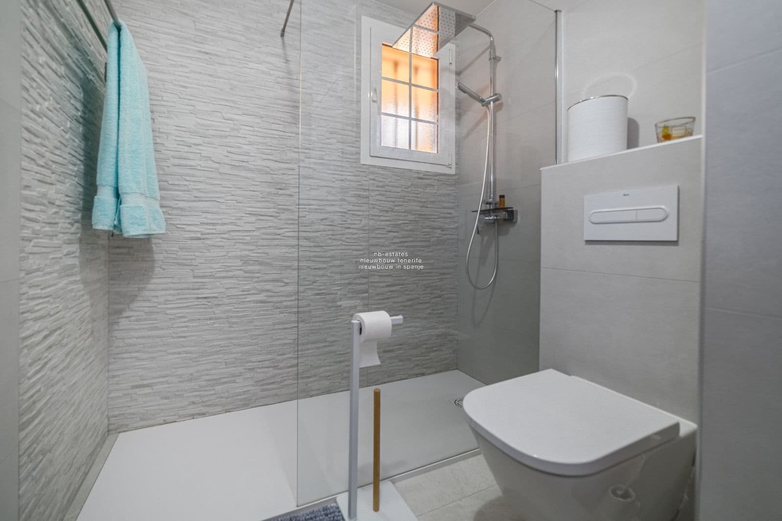 1 slaapkamer Flat te koop in Palm-Mar met zwembad garage - € 455.000 (Ref: 9436406)