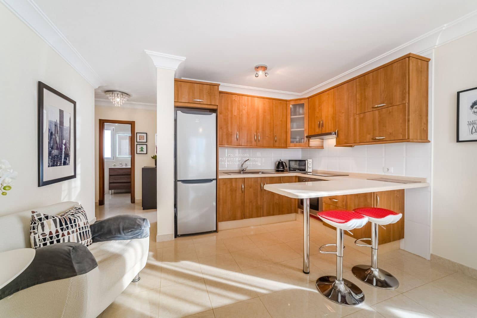 Piso de 1 habitación en Palm-Mar en venta con piscina garaje - 325.000 € (Ref: 9436536)