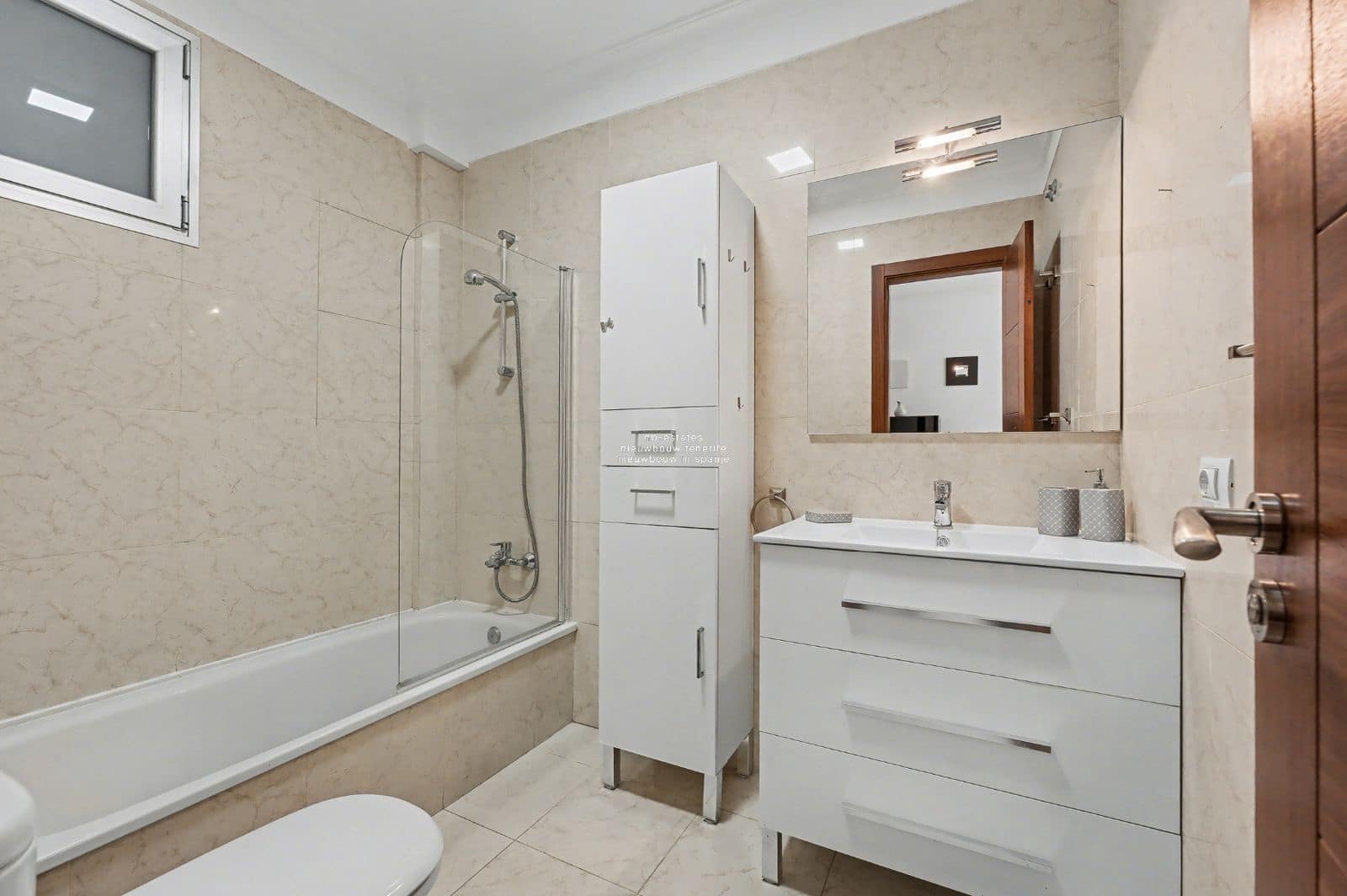 1 Zimmer Wohnung zu verkaufen in Palm-Mar mit Pool Garage - 315.000 € (Ref: 9453606)