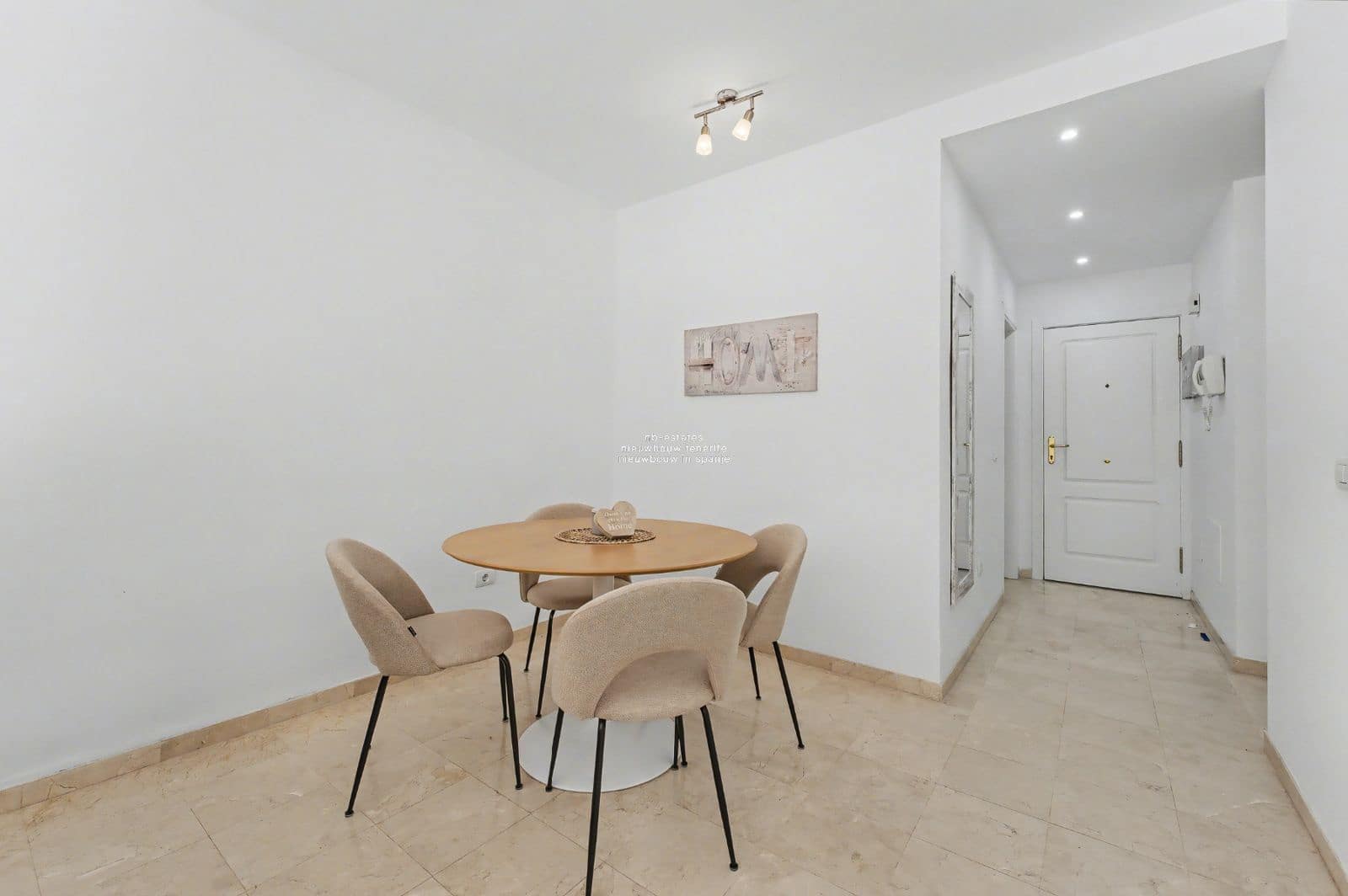 1 slaapkamer Flat te koop in Palm-Mar met zwembad garage - € 310.000 (Ref: 9453607)