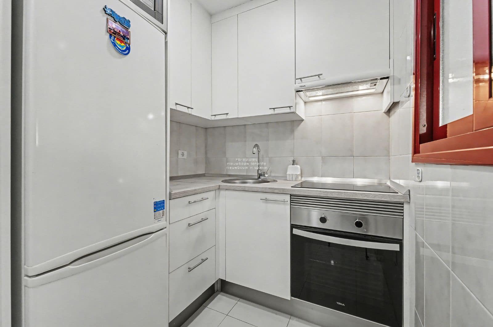 1 slaapkamer Flat te koop in Palm-Mar met zwembad garage - € 310.000 (Ref: 9453607)