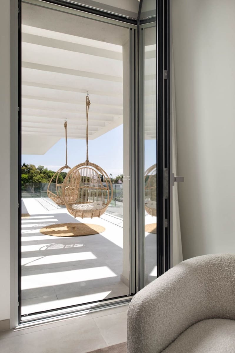 5 slaapkamer Villa te koop in Marbella met zwembad - € 4.200.000 (Ref: 9468188)