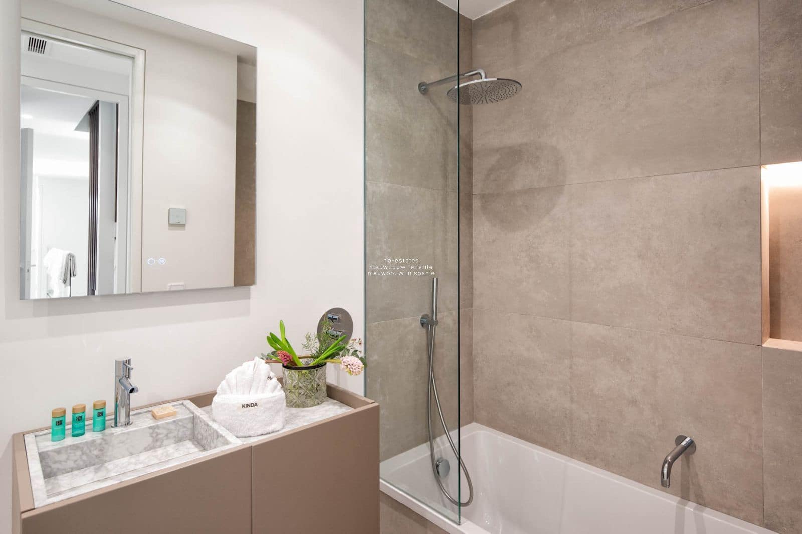 5 slaapkamer Villa te koop in Marbella met zwembad - € 4.200.000 (Ref: 9468188)