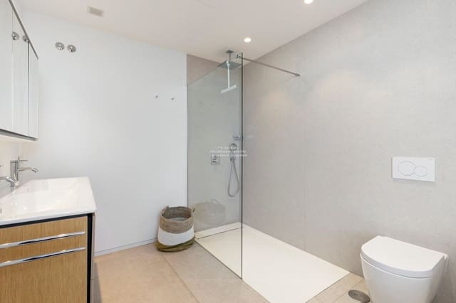 3 slaapkamer Penthouse te koop in Palm-Mar, Arona met zwembad garage - € 1.950.000 (Ref: 9470619)