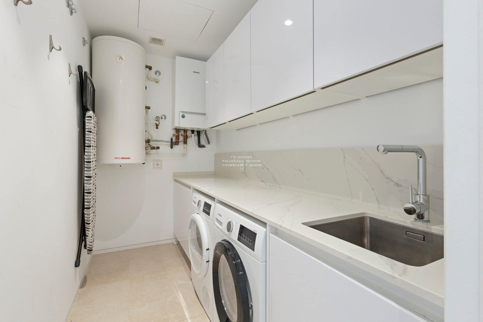 3 Zimmer Penthouse zu verkaufen in Palm-Mar mit Pool Garage - 1.950.000 € (Ref: 9470619)