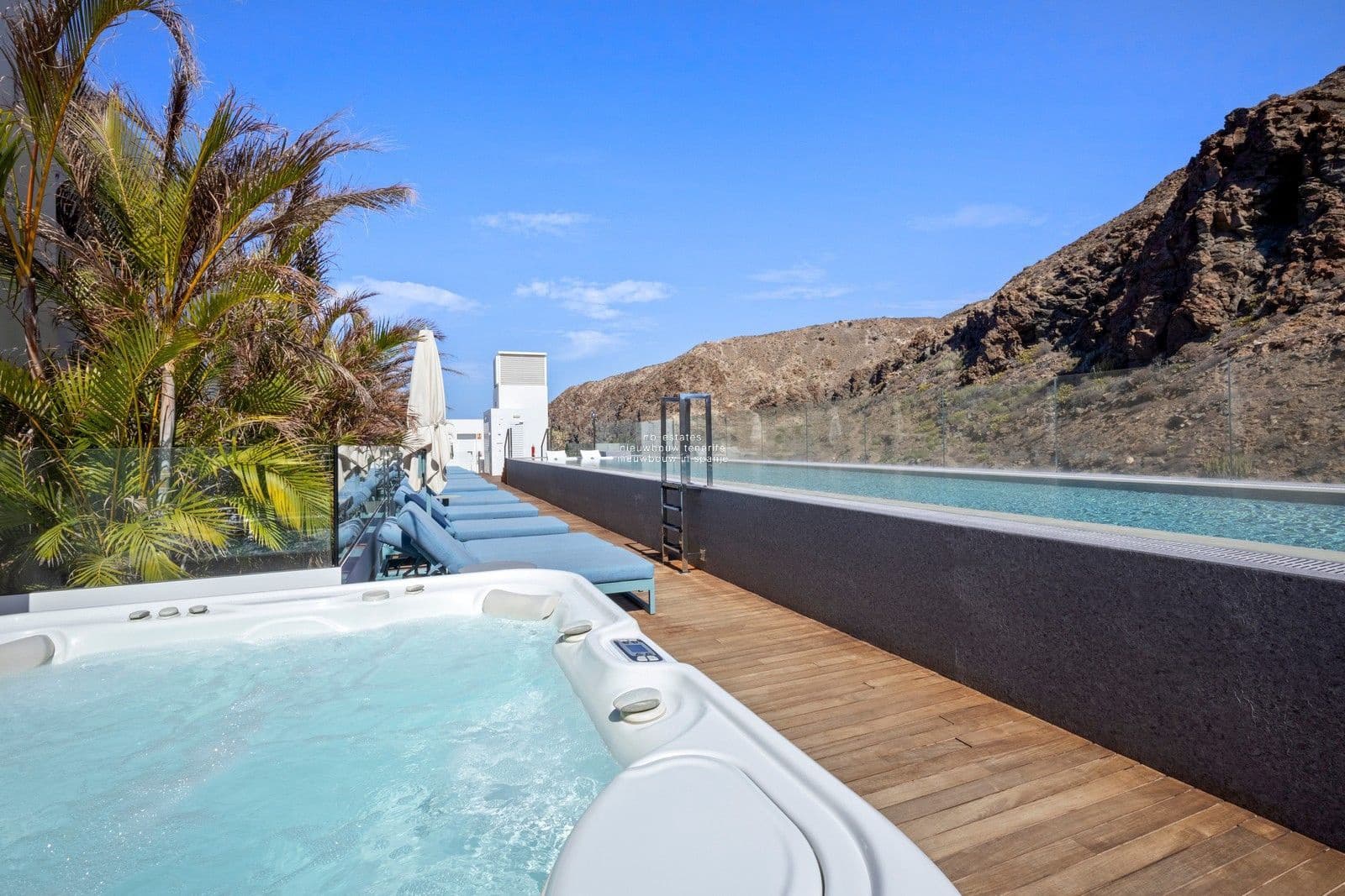 3 Zimmer Penthouse zu verkaufen in Palm-Mar mit Pool Garage - 1.950.000 € (Ref: 9470619)