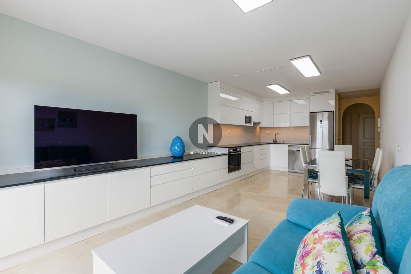 2 bedroom Flat for sale in Palm-Mar with pool garage - € 393,000 (Ref: 9496542)