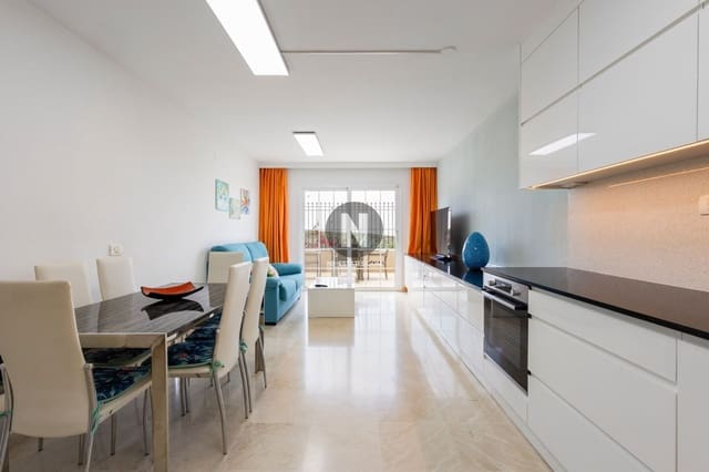 2 makuuhuone Asunto myytävänä paikassa Palm-Mar, Arona mukana uima-altaan 
autotalli - 393 000 € (Ref: 9496542)