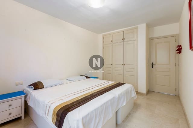 2 makuuhuone Asunto myytävänä paikassa Palm-Mar, Arona mukana uima-altaan 
autotalli - 393 000 € (Ref: 9496542)