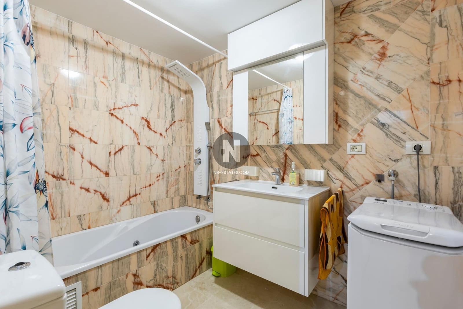 2 bedroom Flat for sale in Palm-Mar with pool garage - € 393,000 (Ref: 9496542)