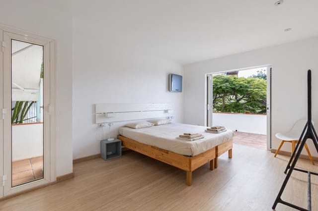 5 soverom Villa til salgs i San Eugenio Alto, Adeje med svømmebasseng garasje - € 1 700 000 (Ref: 9499504)