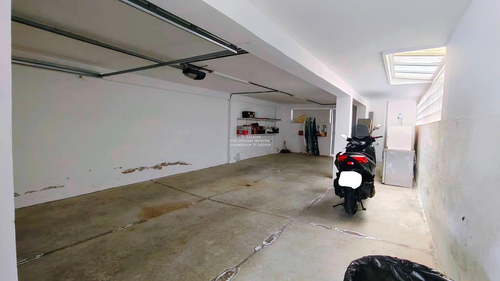 5 soverom Villa til salgs i Costa Adeje med svømmebasseng garasje - € 1 700 000 (Ref: 9499504)