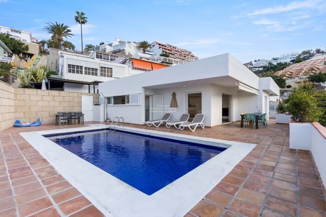 5 soverom Villa til salgs i San Eugenio Alto, Adeje med svømmebasseng garasje - € 1 700 000 (Ref: 9499504)