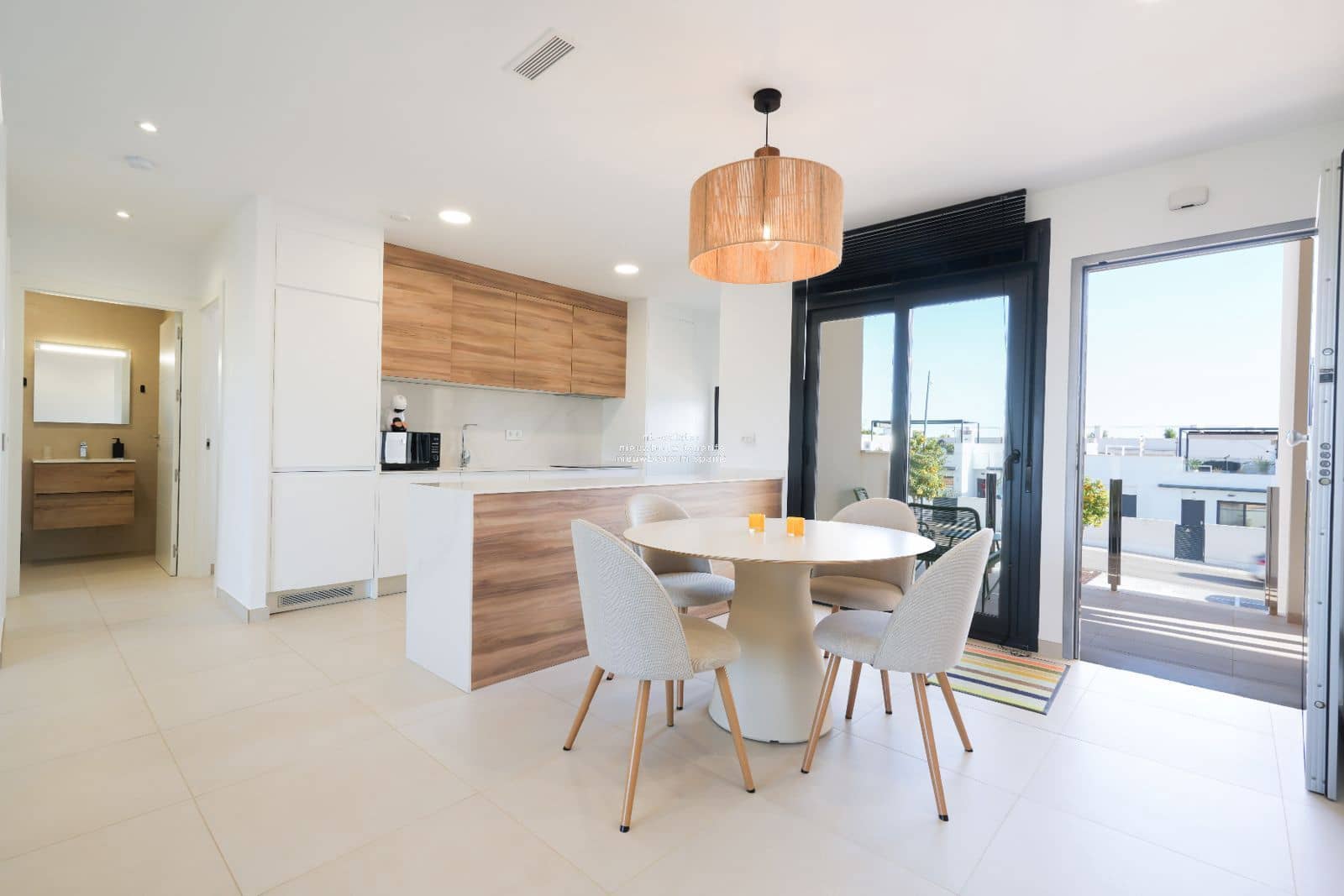 2 bedroom Flat for sale in Pilar de la Horadada with pool garage - € 300,000 (Ref: 9499954)