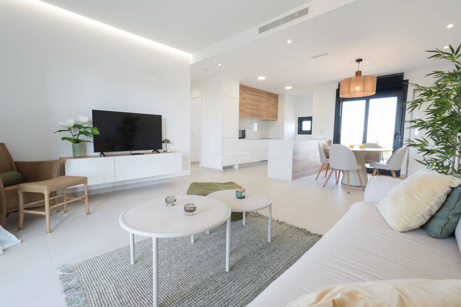 2 bedroom Flat for sale in Pilar de la Horadada with pool garage - € 300,000 (Ref: 9499954)