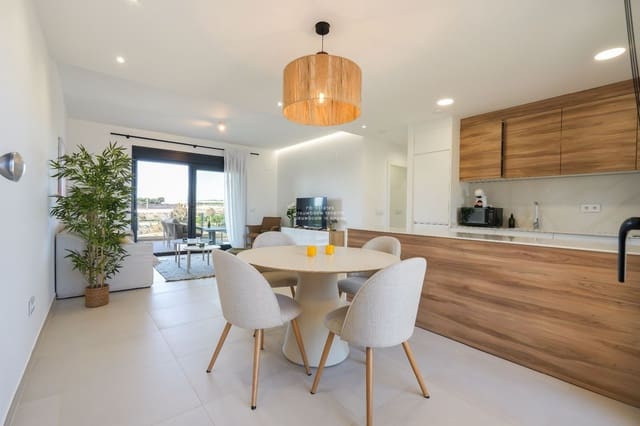 2 bedroom Flat for sale in Pinar de Campoverde, Pilar de la Horadada with pool garage - € 300,000 (Ref: 9499954)