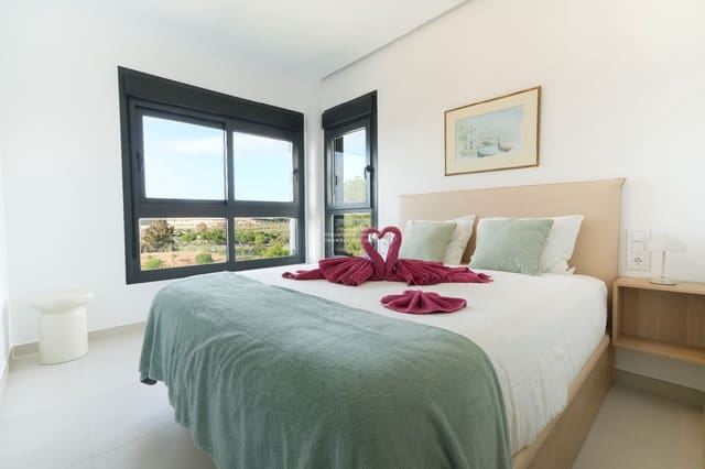 2 bedroom Flat for sale in Pinar de Campoverde, Pilar de la Horadada with pool garage - € 300,000 (Ref: 9499954)