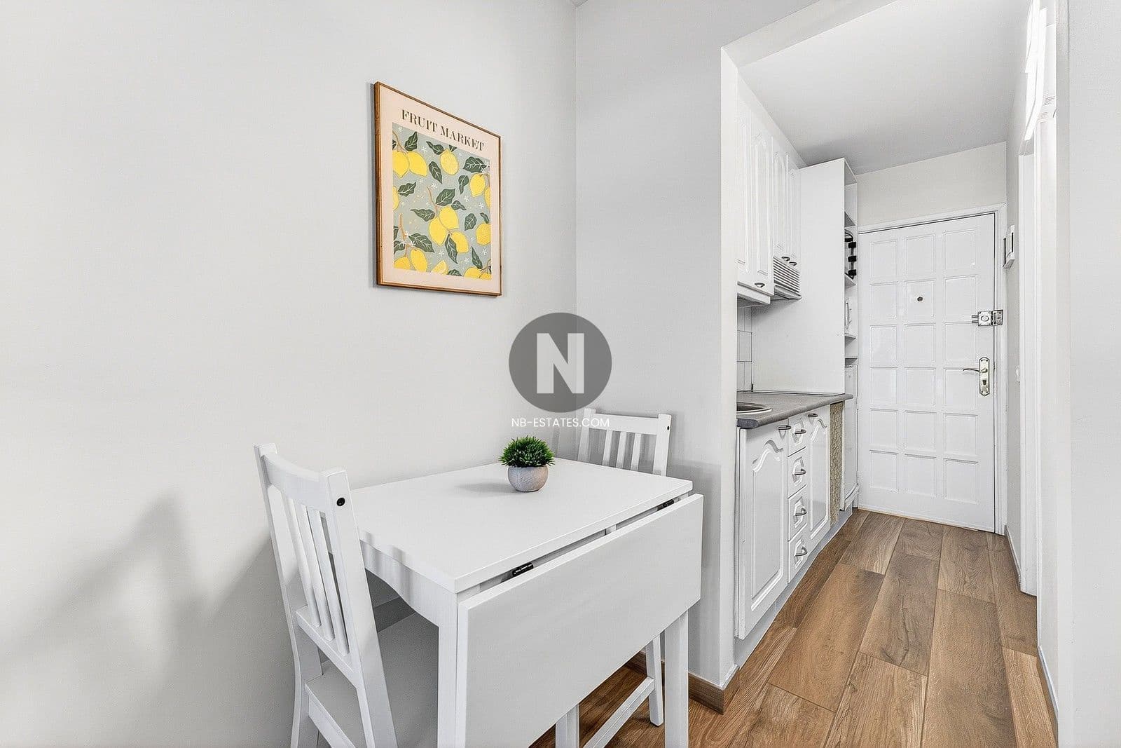 Leilighet til salgs i Costa Adeje med svømmebasseng garasje - € 270 000 (Ref: 9523515)